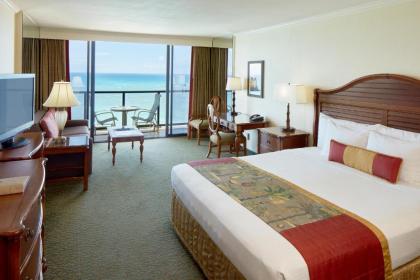 Outrigger Waikiki Beach Resort - image 4