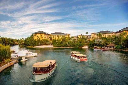 Universal's Loews Royal Pacific Resort - image 6