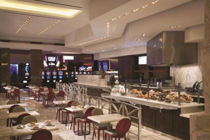 Borgata Hotel Casino & Spa - image 12