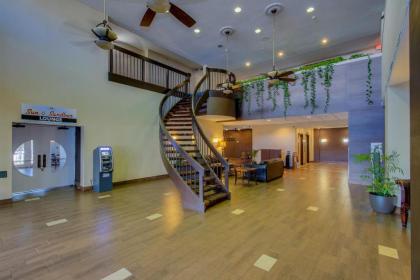 Sun N Sand Resort - image 9