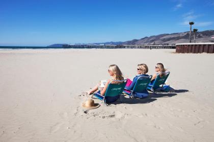 SeaVenture Beach Hotel - image 10