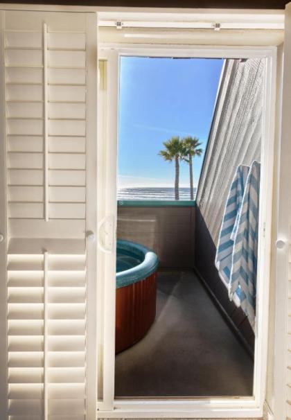 SeaVenture Beach Hotel - image 18