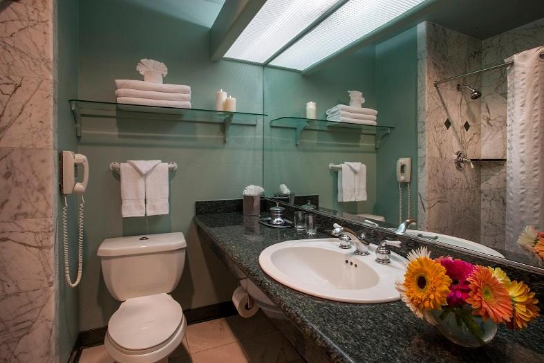 SeaVenture Beach Hotel - image 3