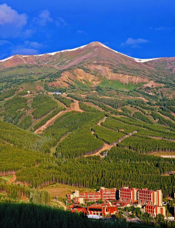 Beaver Run Resort - main image