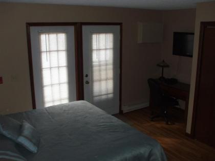 Caribbean Club Resort - image 11