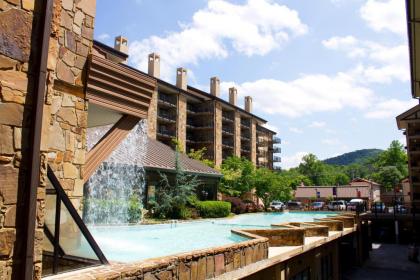 Gatlinburg Town Square by Exploria Resorts - image 5