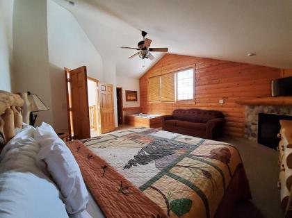 Grand Bear Resort at Starved Rock - image 19