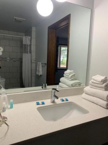 Starlite Resort - image 20