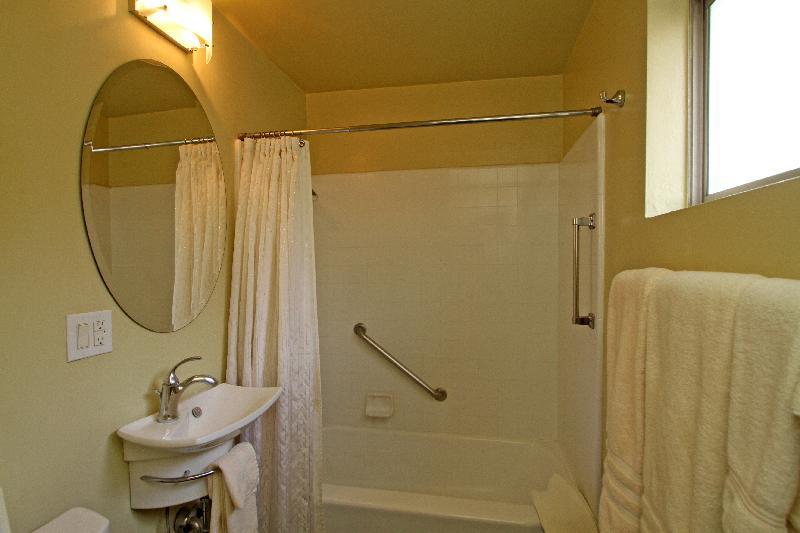 Lido Palms Resort & Spa - image 5