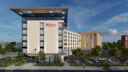 Home2 Suites By Hilton Anaheim Resort - image 2