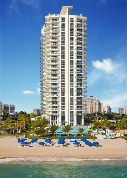 Marenas Beach Resort - image 1