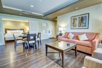 Orange Tree Resort - image 8