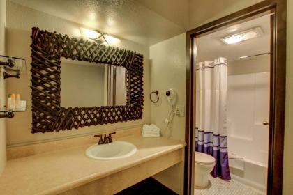 The Nautical Beachfront Resort - image 18