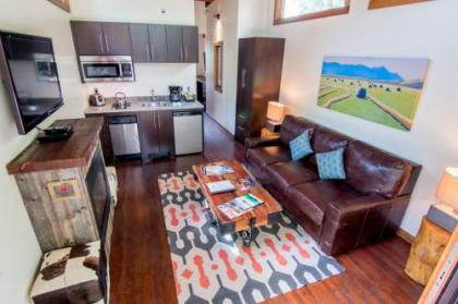 Fireside Resort - image 1