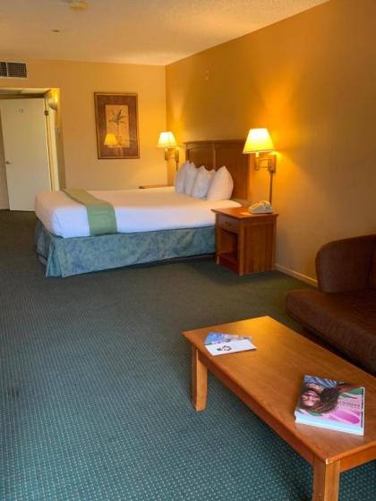 Miracle Springs Resort and Spa - image 20