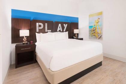 Sirata Beach Resort - image 11