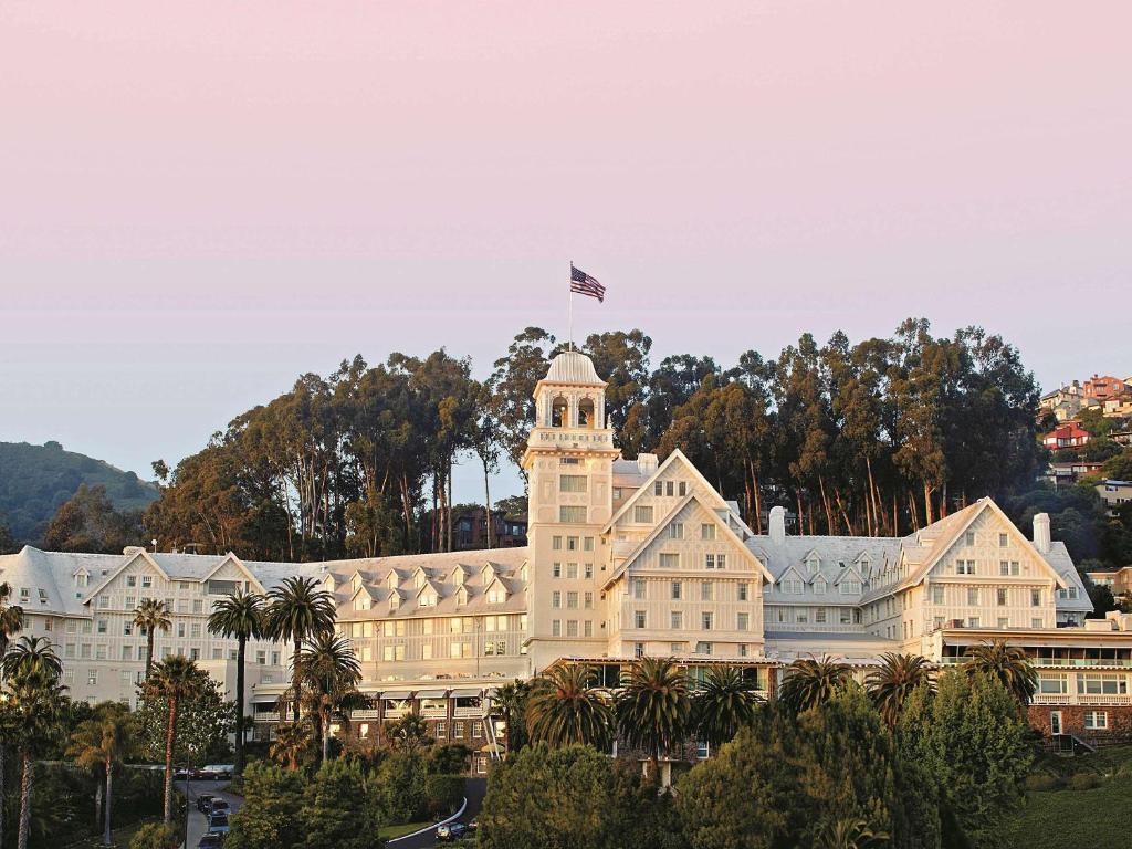 The Claremont Club & Spa A Fairmont Hotel - main image