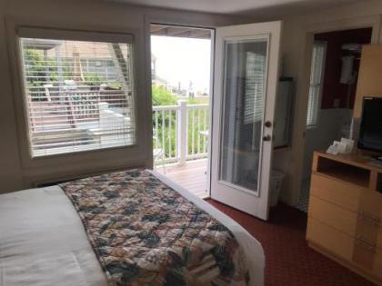The Corsair & Cross Rip Oceanfront - image 16