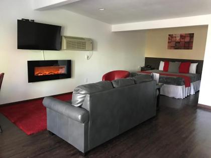 CCBC Resort Hotel - A Gay Men's Resort - image 3