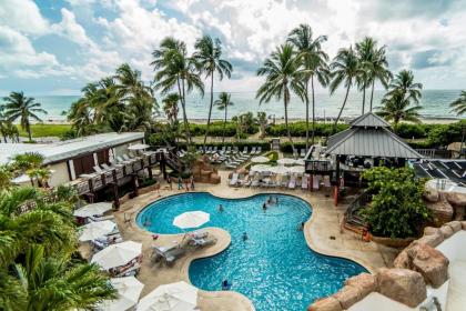 The Alexander All Suites Hotel - image 1