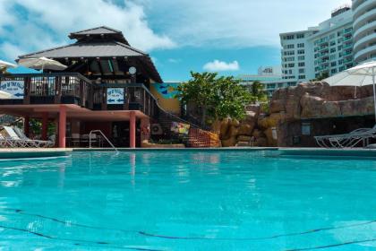 The Alexander All Suites Hotel - image 2