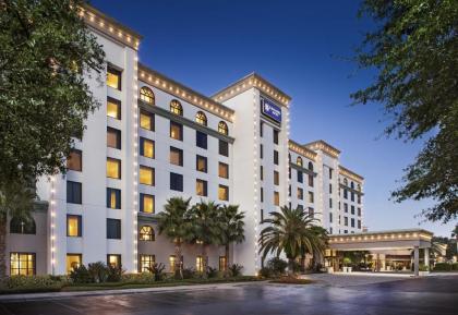 Buena Vista Suites - image 5