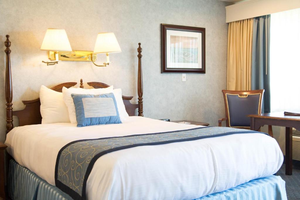 Blue Water Resort - image 3