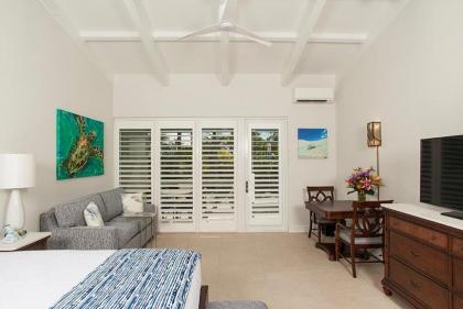 Islander Resort - image 16
