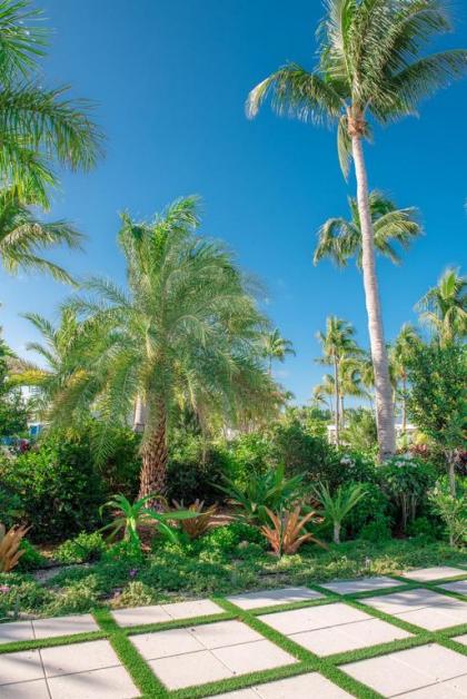 Islander Resort - image 20