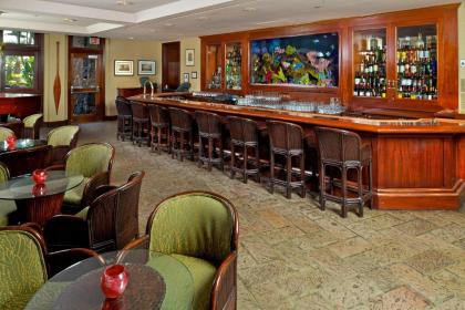 Catamaran Resort Hotel and Spa - image 19