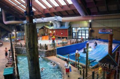 Six Flags Great Escape Lodge & Indoor Waterpark - image 1