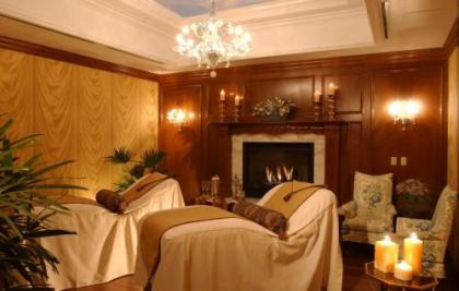 The Broadmoor Hotel - image 14