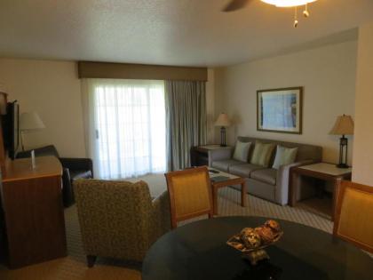 Desert Breezes Resort - image 2