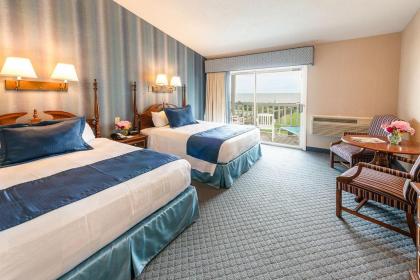 Riviera Beach Resort - image 11