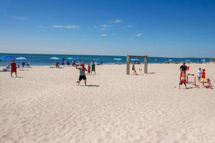 Riviera Beach Resort - image 3