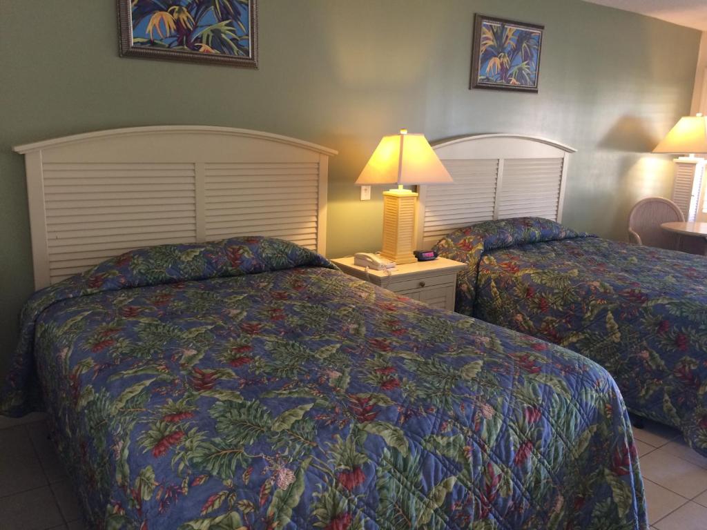 Pirate's Cove Resort and Marina - Stuart - image 7