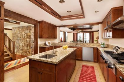 Four Seasons Resort Jackson Hole - image 4