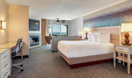 Hallmark Resort - Newport - image 13