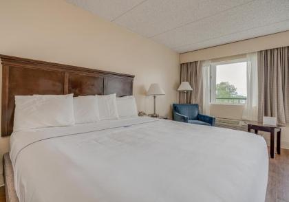 Bonnie Castle Resort & Marina - image 16
