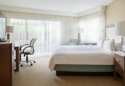 Fort Lauderdale Marriott Pompano Beach Resort and Spa - image 10
