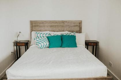 Nye Beach Condos & Cottages - image 18