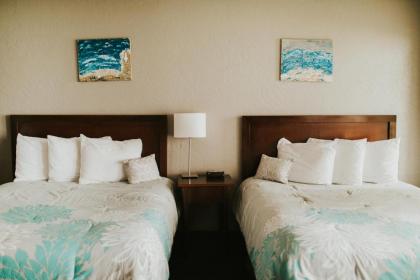 Nye Beach Condos & Cottages - image 3