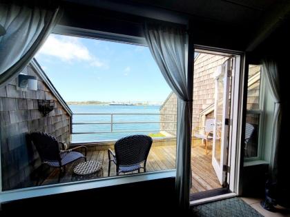 Embarcadero Resort - image 12