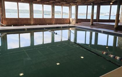 Embarcadero Resort - image 3