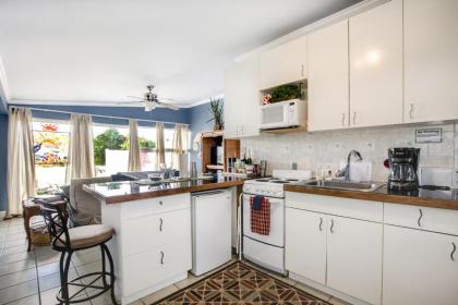 Beachwood Condos & Resort - image 10