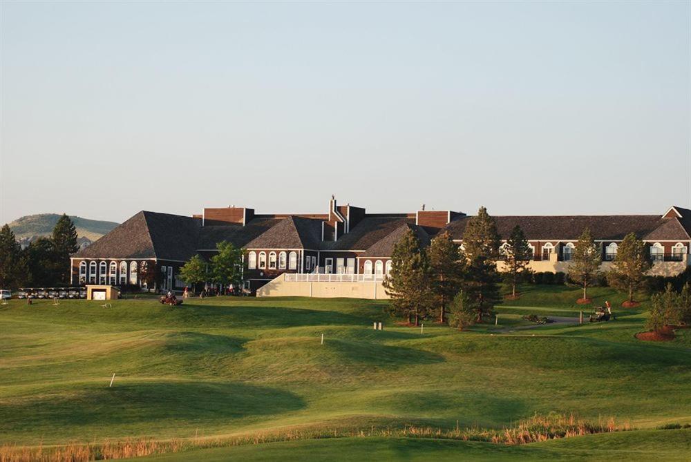 Lone Tree Golf Club and Hotel - main image