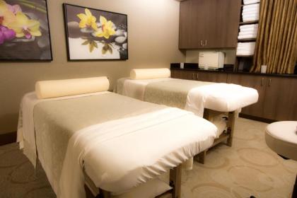 Akwesasne Mohawk Casino Resort - image 8