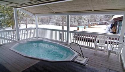 The Aspens Racquet Club - image 4
