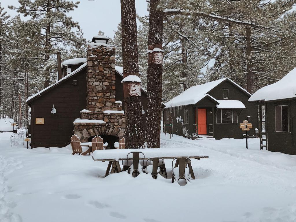 Noon Lodge - image 3