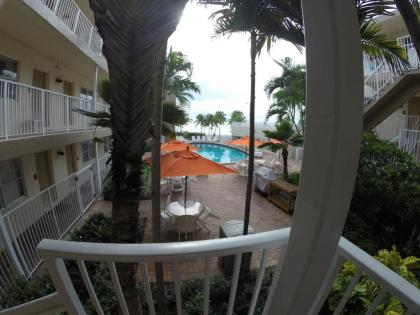 Silver Seas Beach Resort - image 10